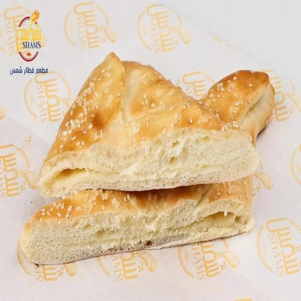فطيرة جبن سائل دجاج بالجبن